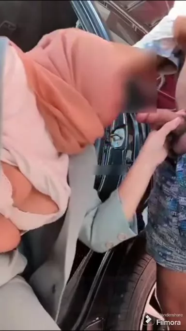 Ukthi Eksib Nyepong Sampai Crot