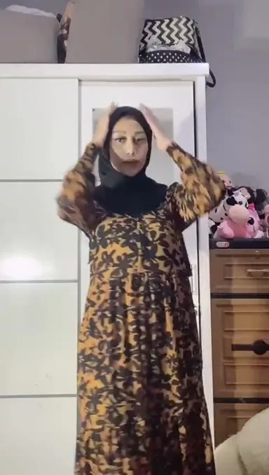Ukthi Berdaster Lagi Sange